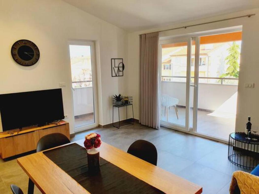 Modern Apartment Ana Premantura Kültér fotó